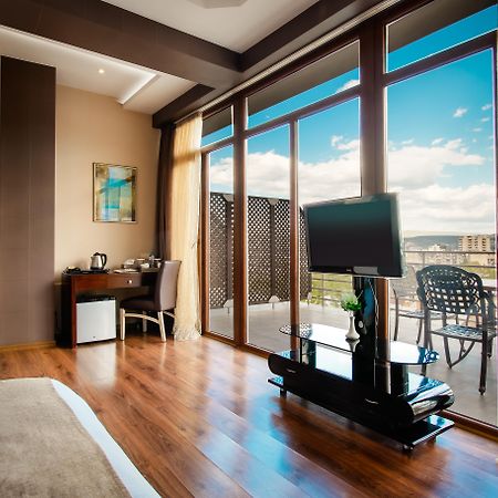 Hotel Orion Tbiliszi Kültér fotó