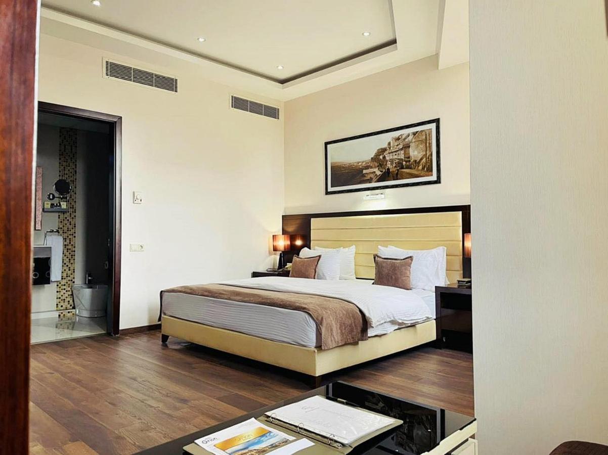 Hotel Orion Tbiliszi Kültér fotó