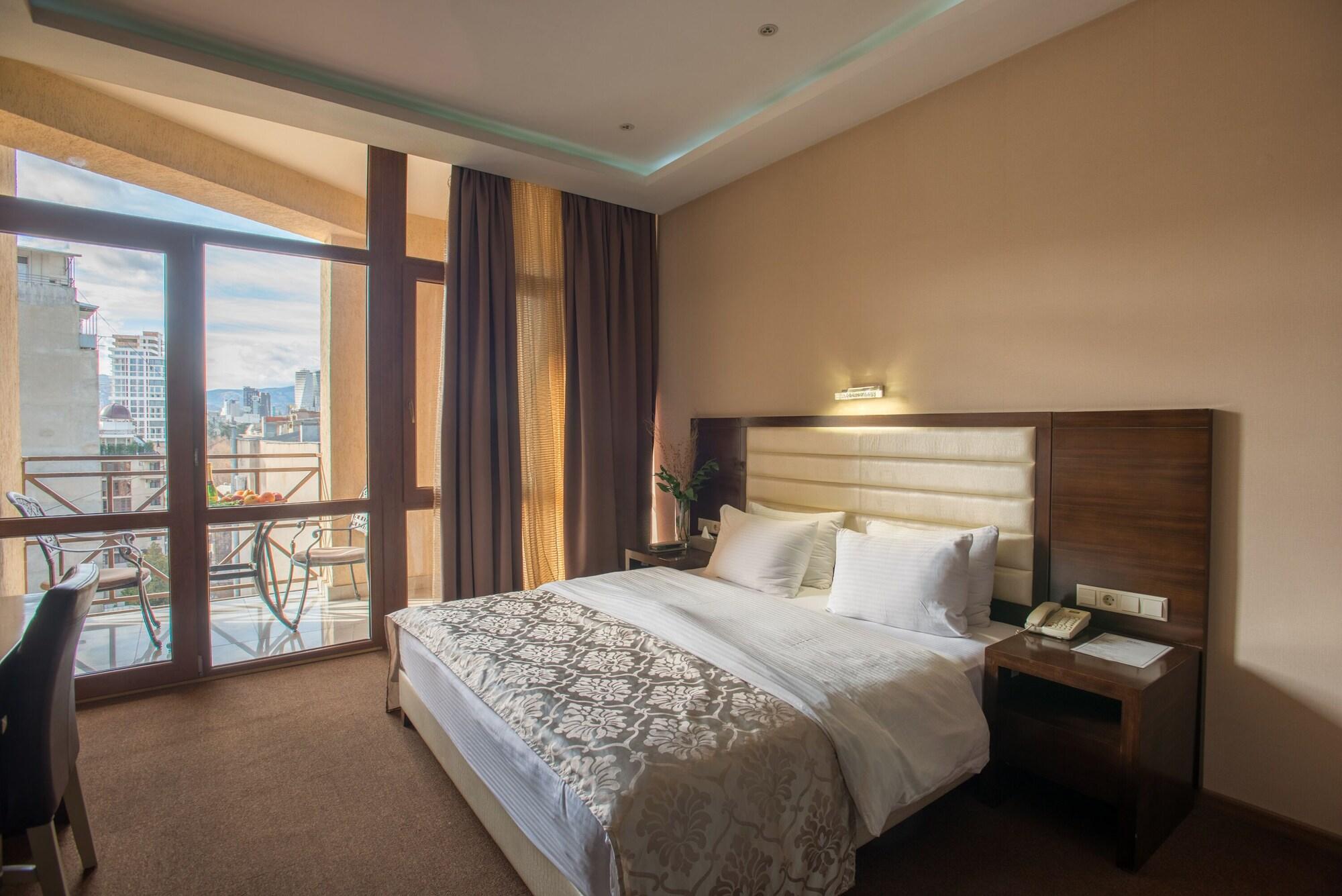 Hotel Orion Tbiliszi Kültér fotó