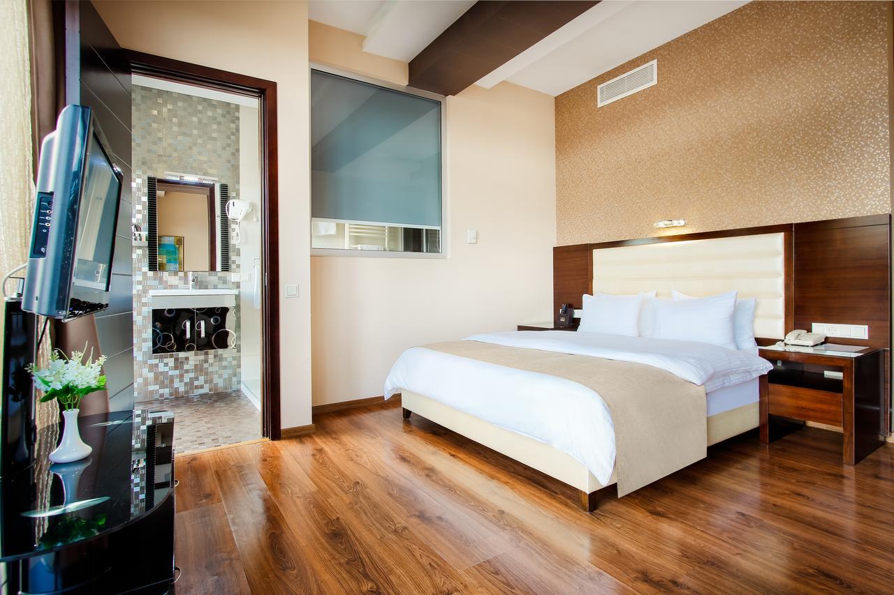 Hotel Orion Tbiliszi Kültér fotó